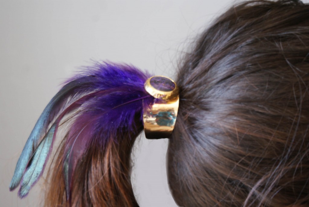 feather haircuff