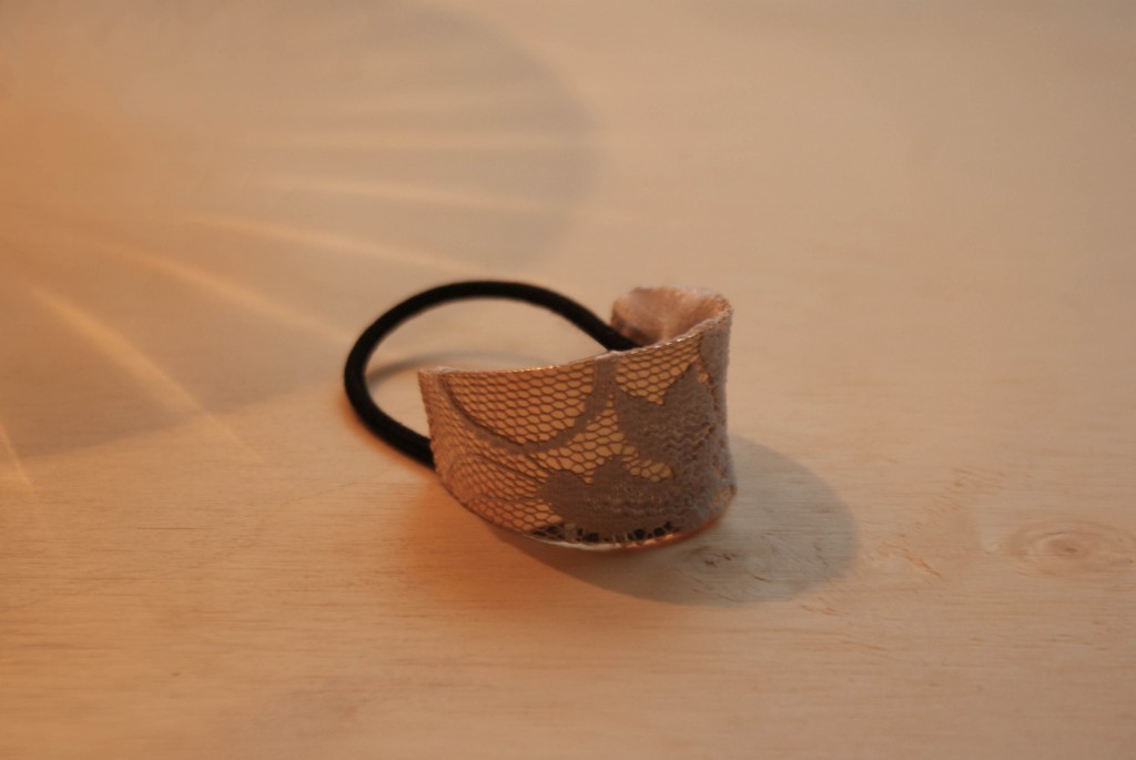 lace haircuff